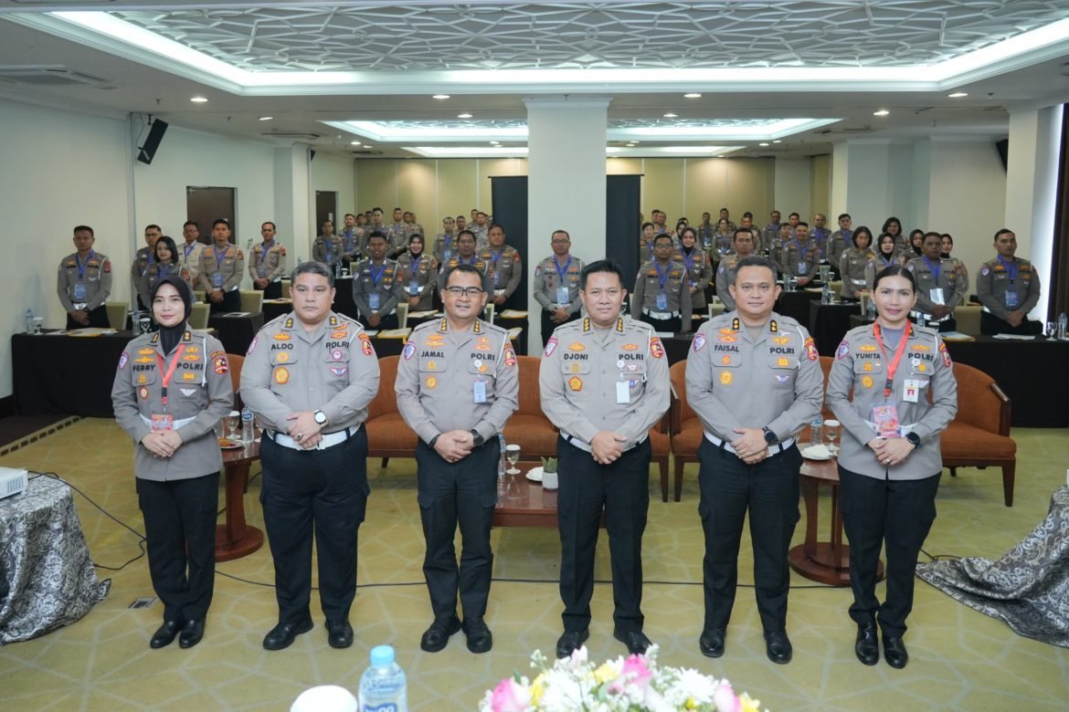 Korlantas Gelar Rakor Verifikasi SIM 2025, Pastikan Pelayanan Publik Transparan dan Akuntabel Korlantas Gelar Rakor Verifikasi SIM 2025, Pastikan Pelayanan Publik Transparan dan Akuntabel