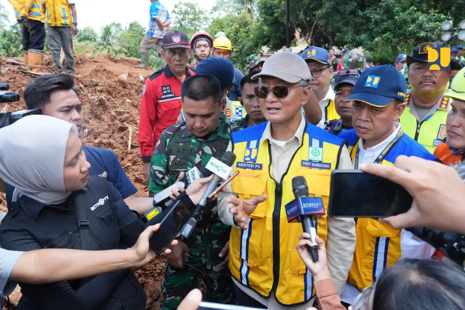 Kementerian PU Pastikan Kesiapsiagaan Infrastruktur Terdampak Gunung Semeru Kementerian PU Pastikan Kesiapsiagaan Infrastruktur Terdampak Gunung Semeru