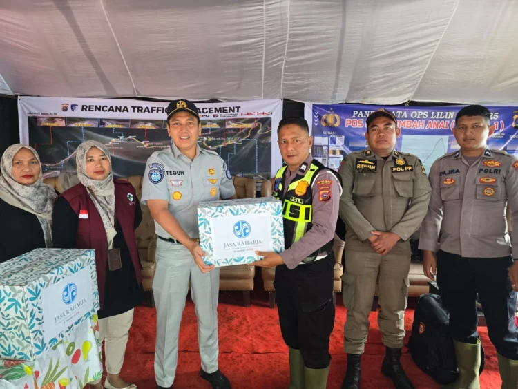 Jasa Raharja Sumbar Apresiasi Petugas Pos PAM Lembah Anai Saat Nataru 2025