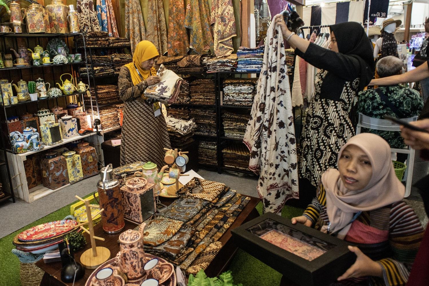 UMKM Indonesia Catat Transaksi Rp2,23 Triliun Selama Januari-November UMKM Indonesia Catat Transaksi Rp2,23 Triliun Selama Januari-November