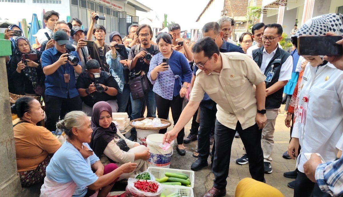 Mendag Pastikan Stabilitas Harga Sembako Menjelang Natal di Surakarta Mendag Pastikan Stabilitas Harga Sembako Menjelang Natal di Surakarta