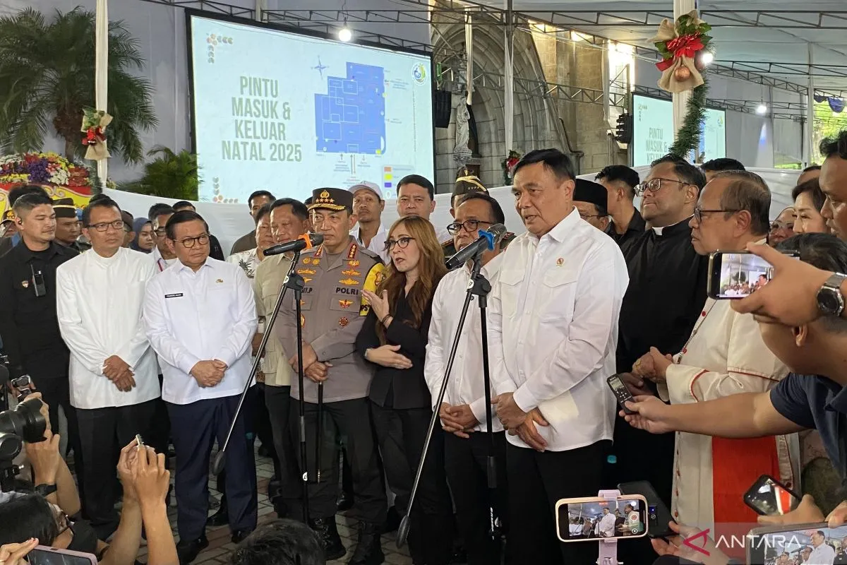 Pesan Sejuk Menkopolkam di Malam Natal: Doakan Keselamatan Bangsa dan Korban Bencana