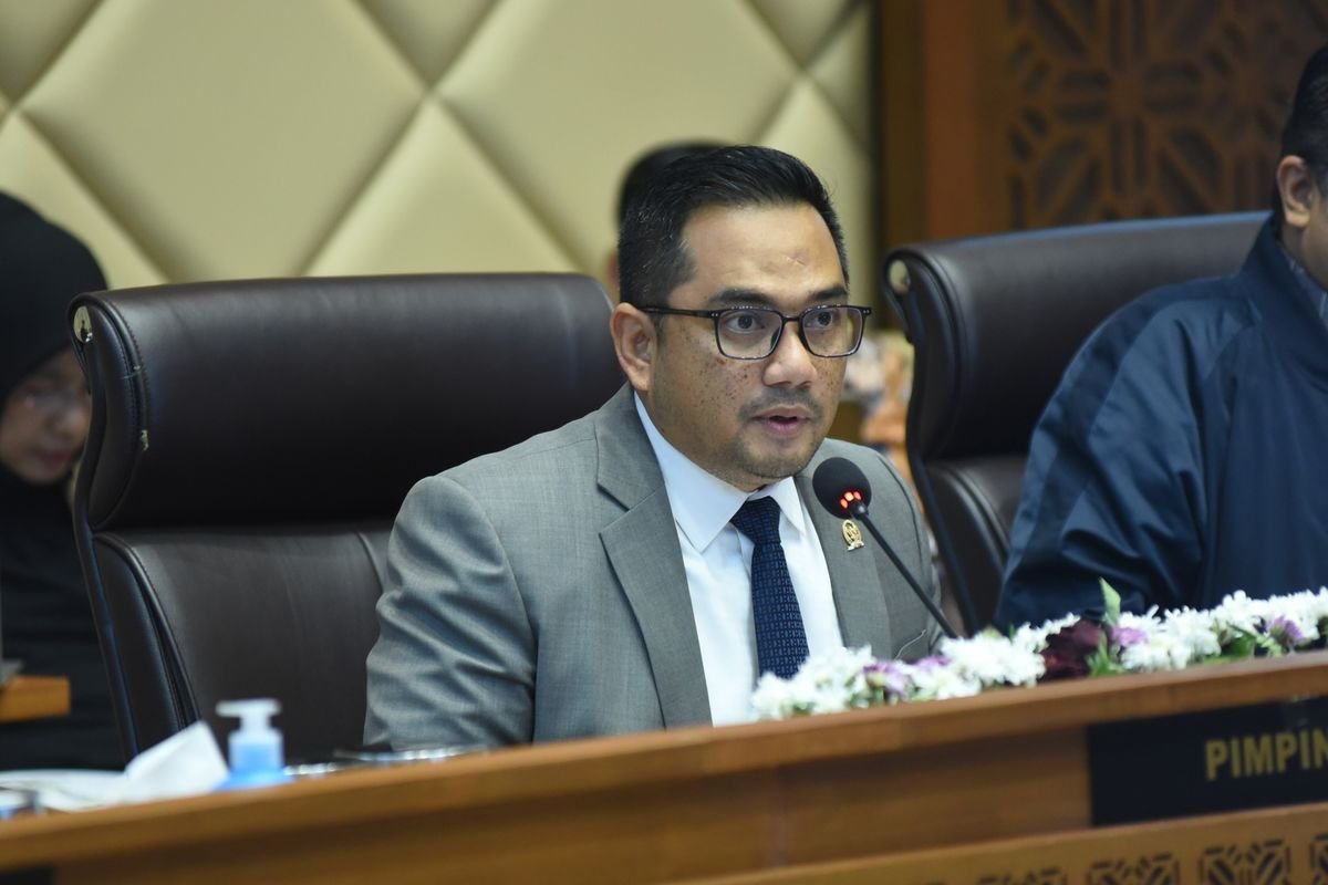 Komisi II DPR RI Menghasilkan UU Terbanyak Tahun 2025 Komisi II DPR RI Menghasilkan UU Terbanyak Tahun 2025