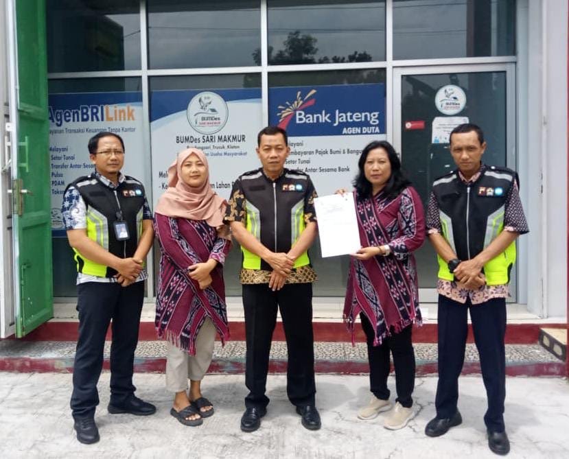 Samsat Klaten Lakukan Monitoring dan Evaluasi Samsat Budiman di BUMDes Sari Makmur Desa Pundungsari