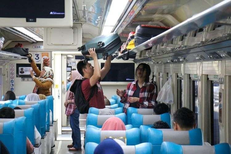 KAI Amankan Ratusan Barang Penumpang yang Tertinggal di Kereta Selama Nataru