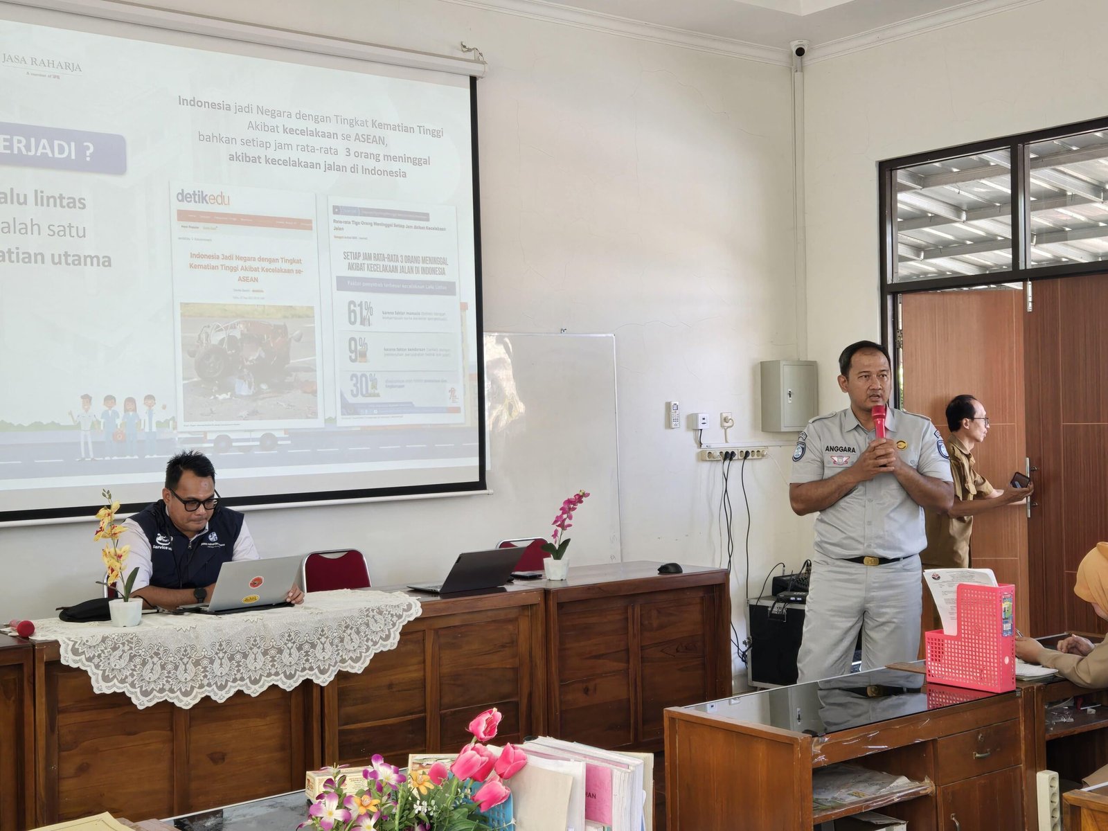 Jasa Raharja Bandung Kurangi Angka Kecelakaan Lalu Lintas Lewat Program PPKL di SMAN 22 Bandung