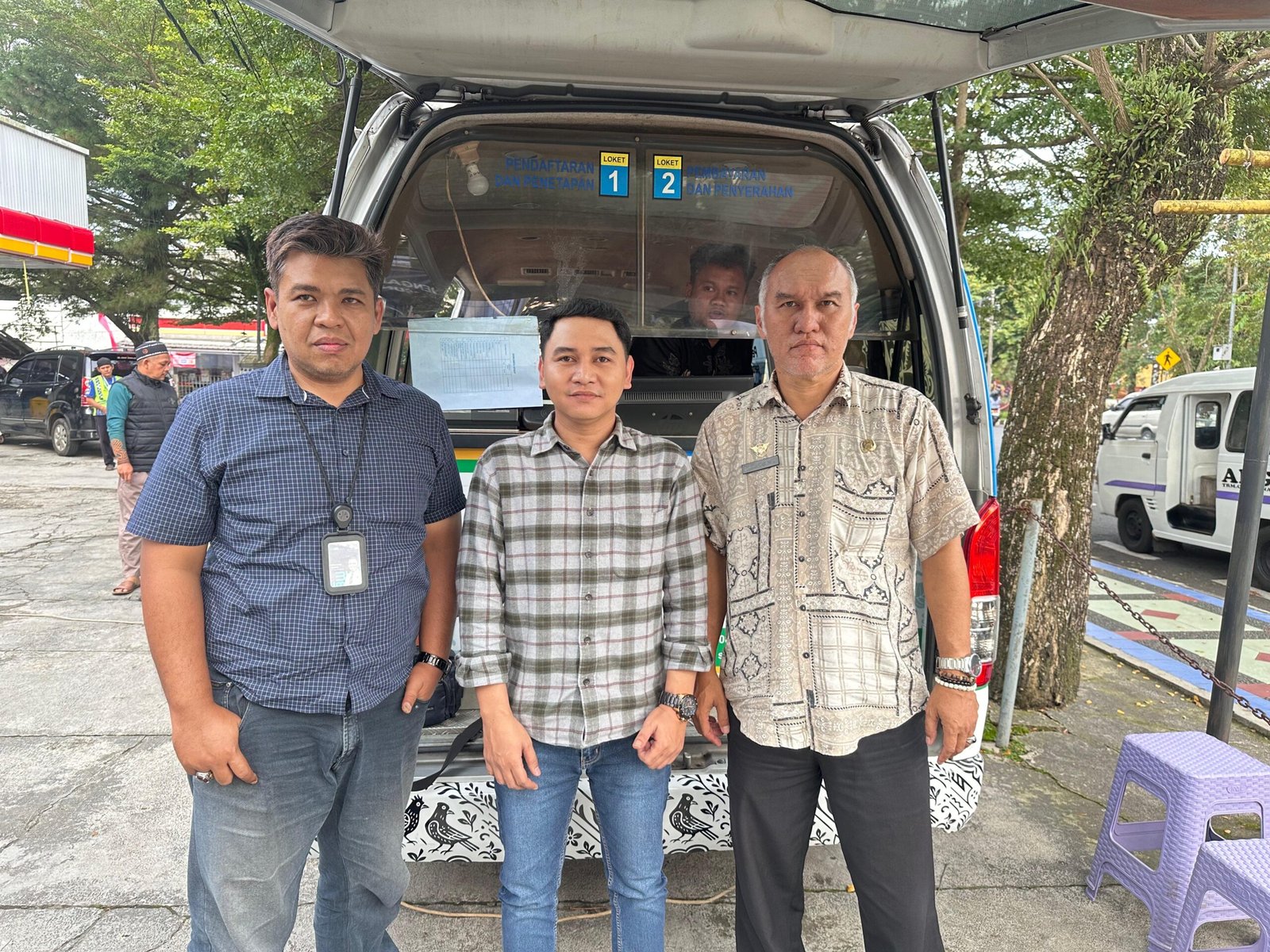 Optimalkan Pelayanan di Bulan Suci, Jasa Raharja Bersama Samsat se-Priangan Timur Gelar Layanan Samsat Keliling Ngabuburit dan Tebar Reward bagi Wajib Pajak Optimalkan Pelayanan di Bulan Suci, Jasa Raharja Bersama Samsat se-Priangan Timur Gelar Layanan Samsat Keliling Ngabuburit dan Tebar Reward bagi Wajib Pajak