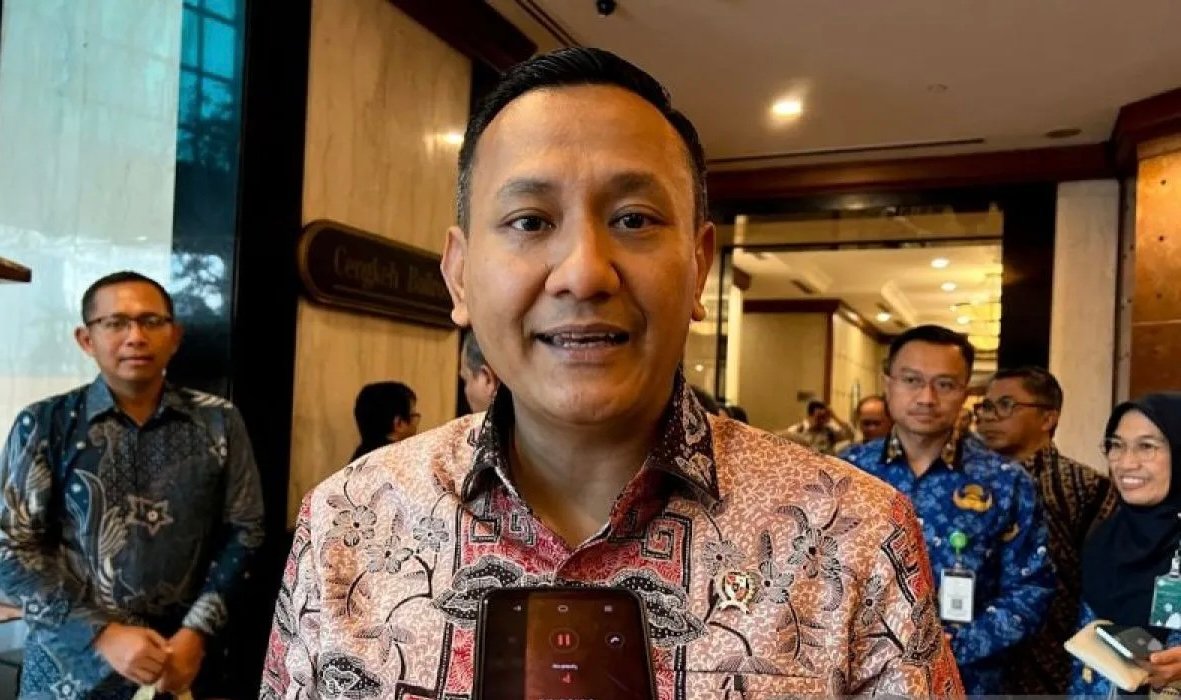 Kawal Kelestarian Hutan, Wamenhut Akan Umumkan Hasil Audit 24 PBPH di Sumatra Kawal Kelestarian Hutan, Wamenhut Akan Umumkan Hasil Audit 24 PBPH di Sumatra