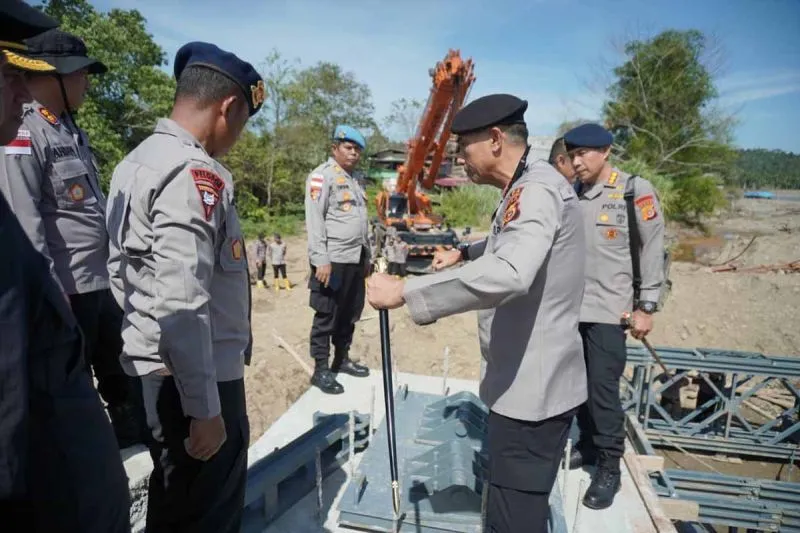 Tinjau Lokasi, Kapolda Aceh Pastikan Pembangunan Jembatan Bailey Aceh Utara Tanpa Kendala