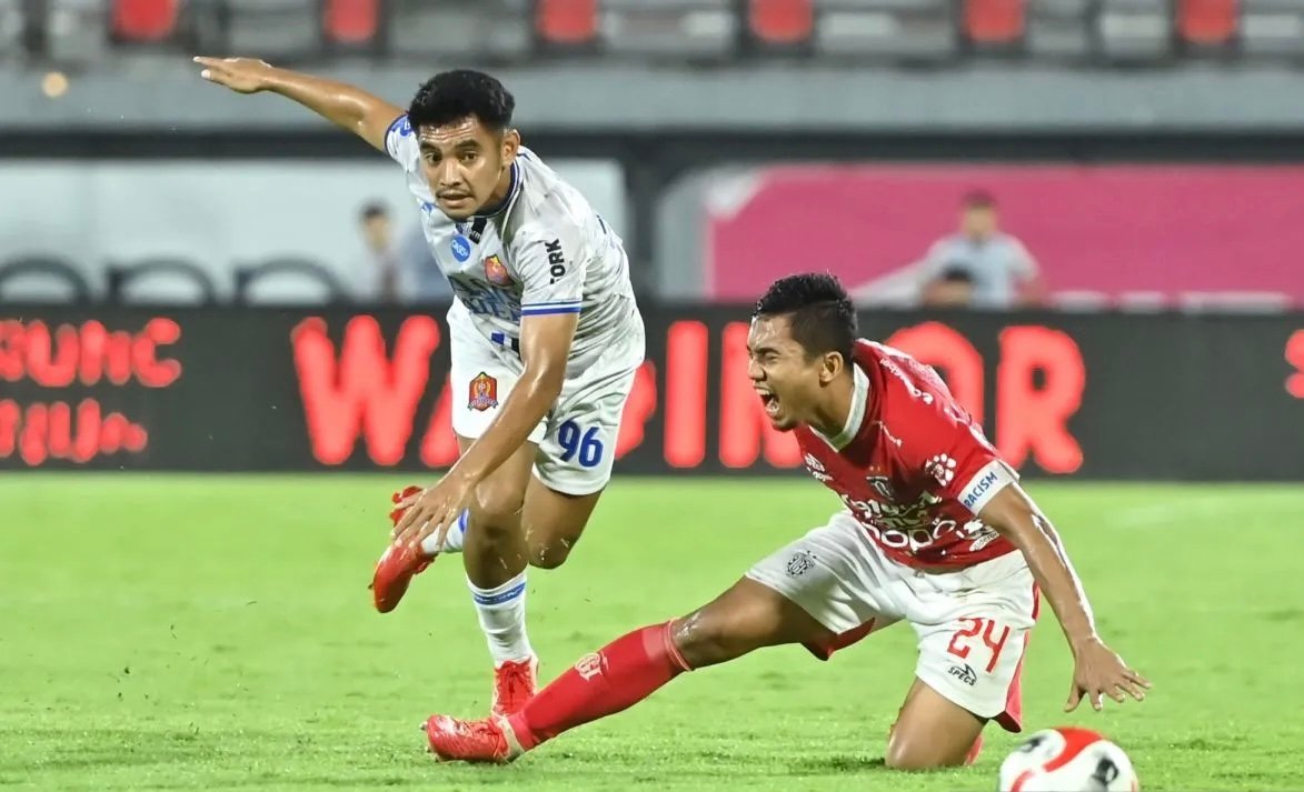 Persijap Jepara vs Persis Solo: Skor Kacamata Hiasi Laga di Stadion Bumi Kartini