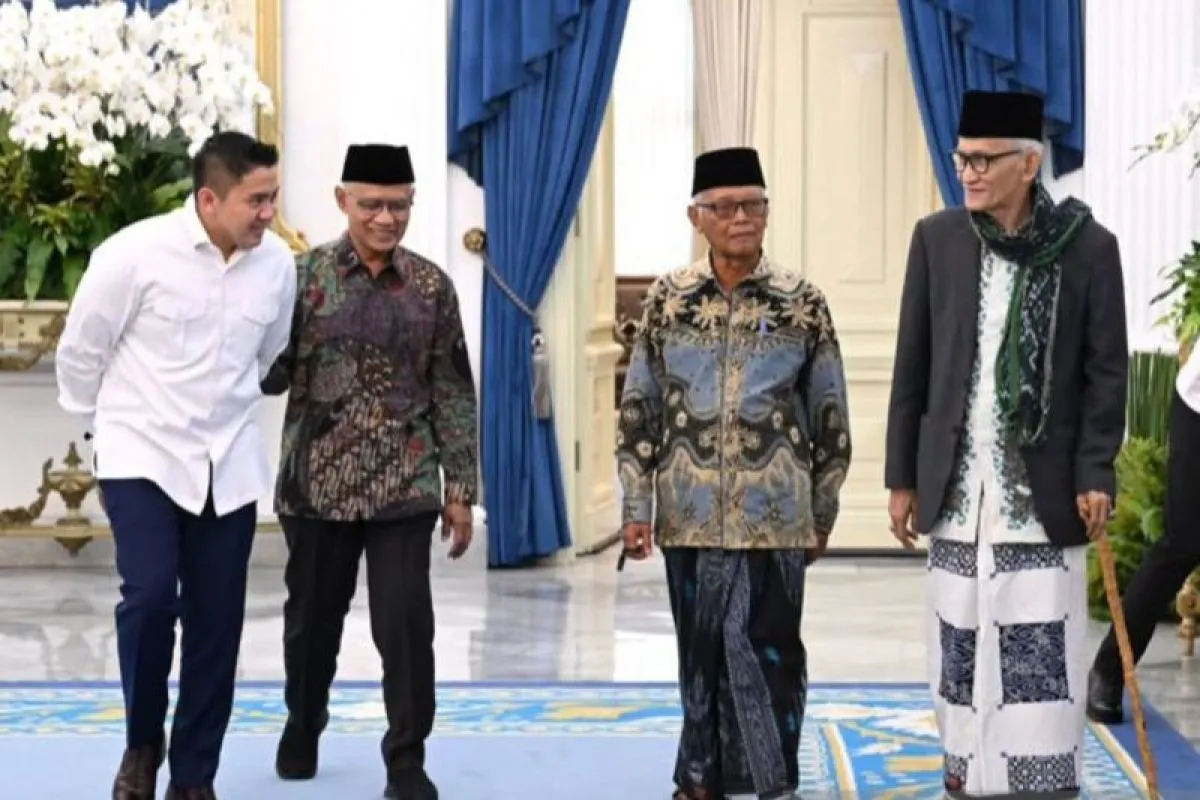Analisis Pengamat: Seskab Teddy Jadi Jembatan Utama Komunikasi Kebijakan Presiden