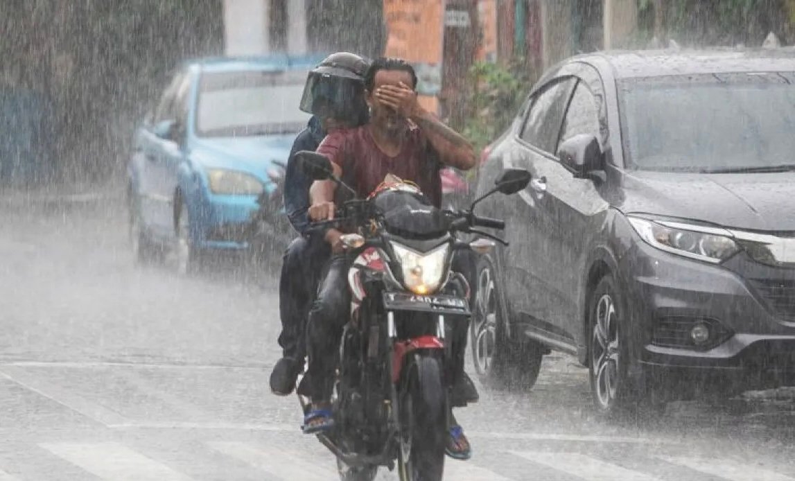 Waspada Bencana Hidrometeorologi, BMKG Prediksi Hujan Lebat di Berbagai Wilayah Indonesia Selasa Ini