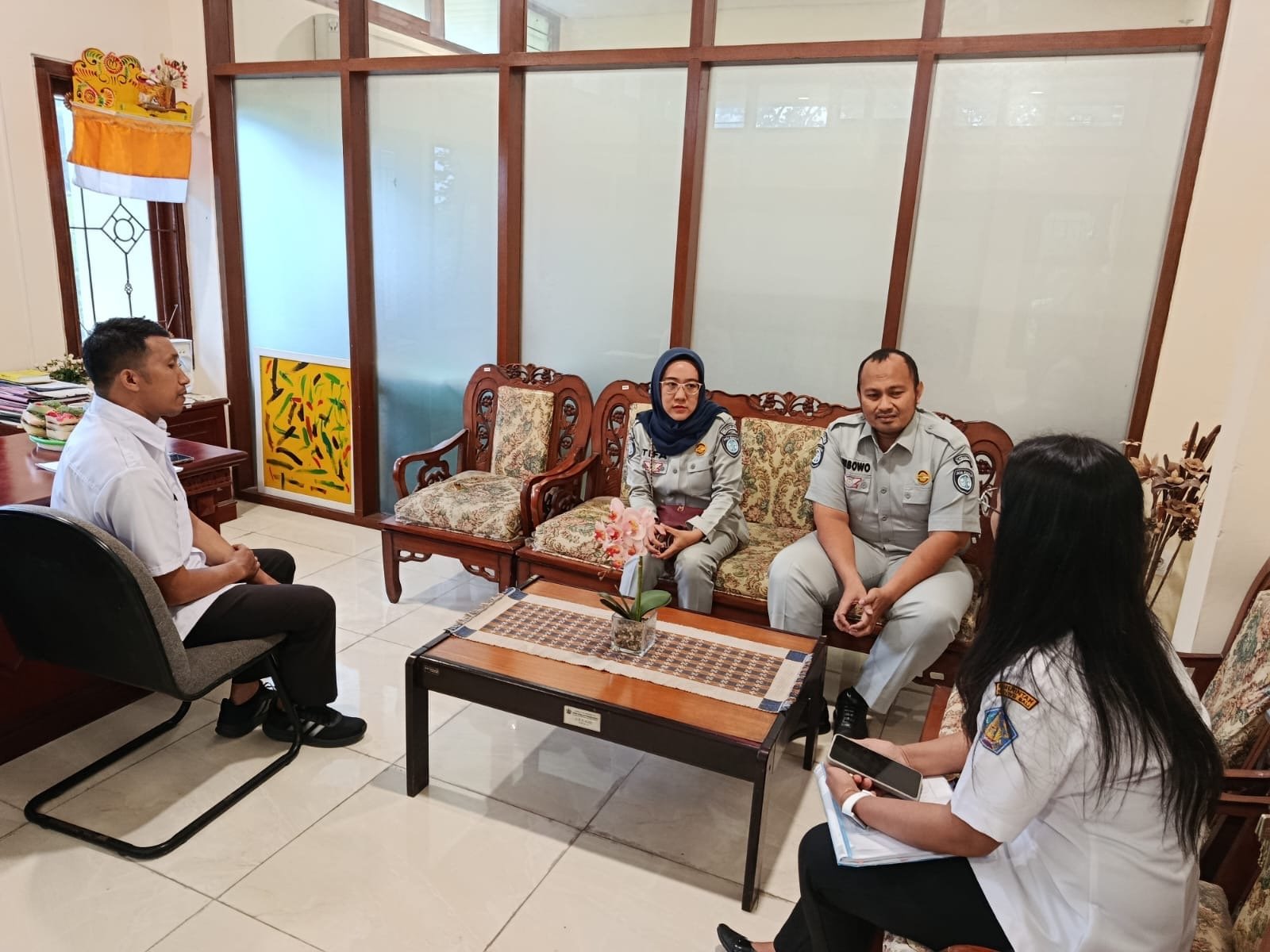 Jasa Raharja Bali Koordinasi dengan Dinas Sosial Provinsi Bali Terkait Program Apresiasi Emas bagi Wajib Pajak Patuh Jasa Raharja Bali Koordinasi dengan Dinas Sosial Provinsi Bali Terkait Program Apresiasi Emas bagi Wajib Pajak Patuh
