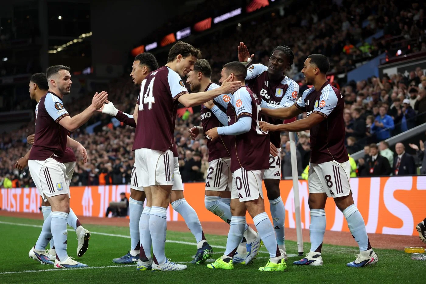 Hancurkan Bologna, Aston Villa Segel Tiket Semifinal Liga Europa