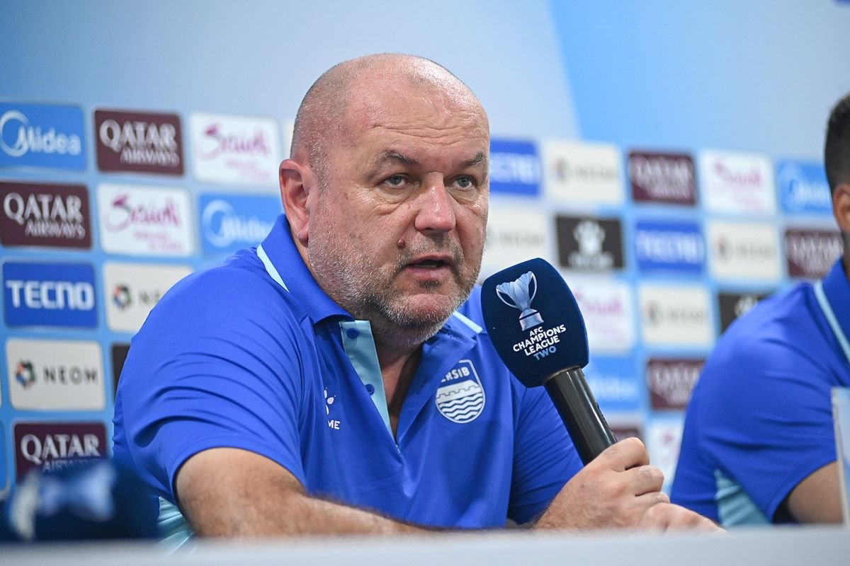 Persib Gagal Menang, Bojan Hodak Sesalkan Kesalahan Individual Pemain Maung Bandung