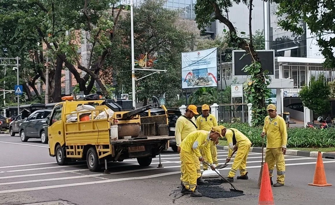 Atasi Jalan Rusak Berulang, Dinas Bina Marga DKI Jakarta Segera Beton Kawasan Kebon Sirih