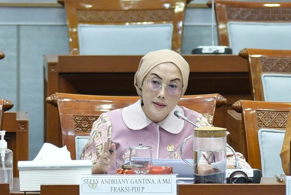 Buntut Kekerasan Anak, DPR Minta Evaluasi Menyeluruh Perizinan Daycare Nasional