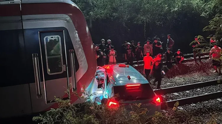Komisi V Minta Penjelasan Kemenhub Soal Gangguan Taksi Listrik di Tragedi Kereta Bekasi