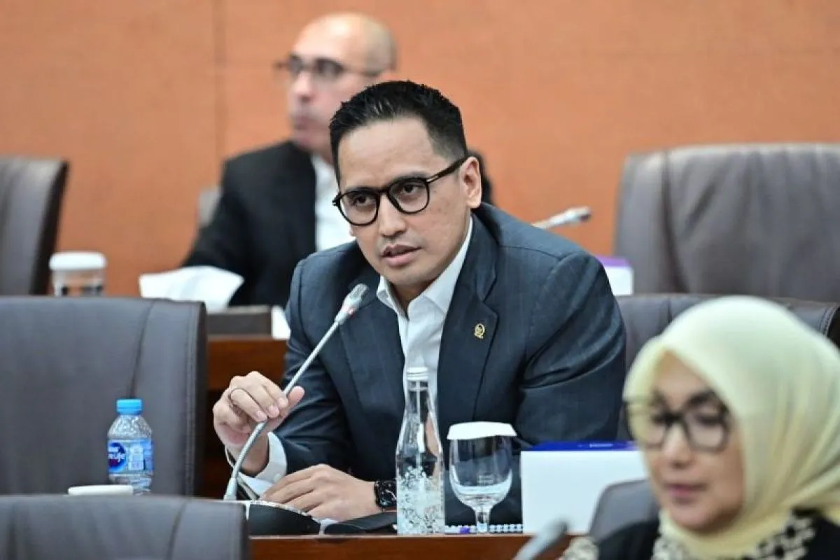 Komisi VI DPR Ingatkan Pemerintah Siapkan Strategi Hadapi Lonjakan Harga Plastik bagi UMKM