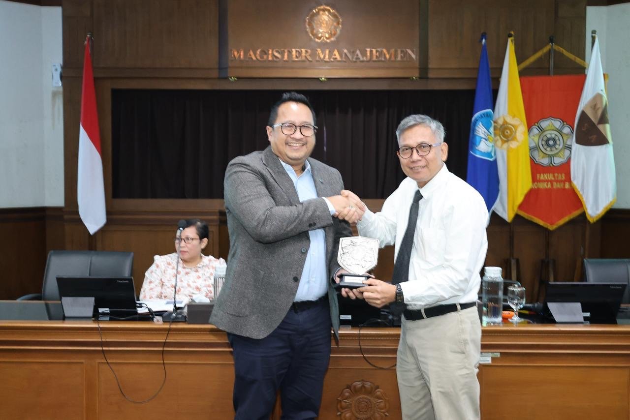 Harwan Muldidarmawan Paparkan Peran Compliance dan Ethics sebagai Kunci Keberlanjutan Organisasi di Universitas Gadjah Mada Harwan Muldidarmawan Paparkan Peran Compliance dan Ethics sebagai Kunci Keberlanjutan Organisasi di Universitas Gadjah Mada