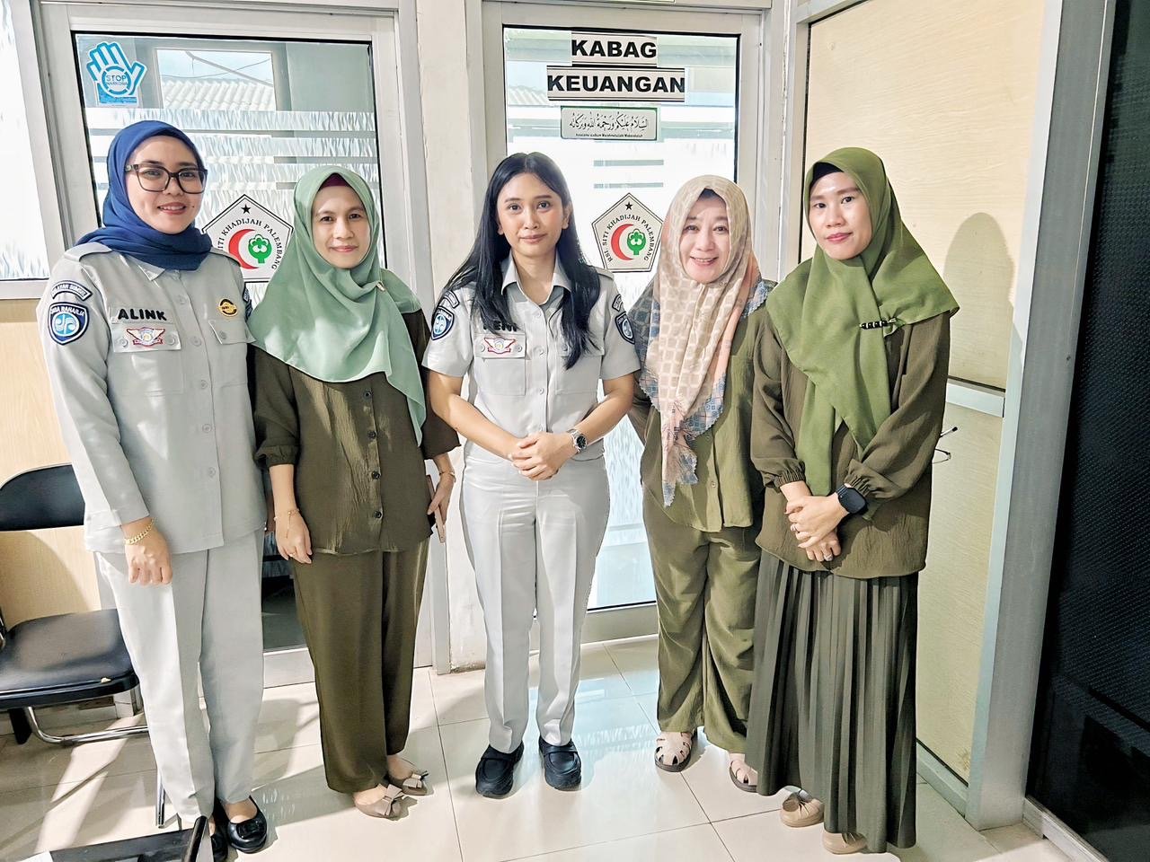 Kantor Wilayah Jasa Raharja Sumatera Selatan Gelar Kunjungan dan Koordinasi JRCare ke RSI Siti Khadijah Palembang dan RS Charitas Hospital Kenten Kantor Wilayah Jasa Raharja Sumatera Selatan Gelar Kunjungan dan Koordinasi JRCare ke RSI Siti Khadijah Palembang dan RS Charitas Hospital Kenten