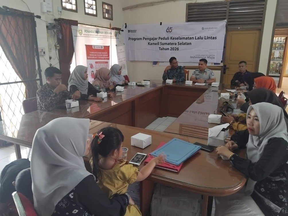 PT Jasa Raharja Kantor Wilayah Sumatera Selatan Mengadakan Kegiatan Pengajar Perduli Keselamatan Lalu Lintas di SMUN 1 Unggulan Indralaya Utara Kabupaten Ogan Ilir