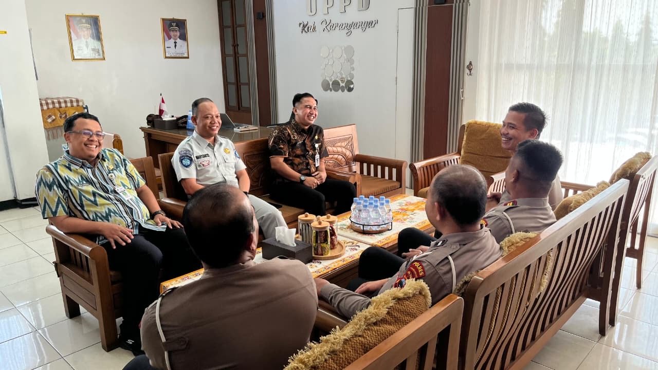 Revenue Commander Samsat Karanganyar Bergerak Cepat Tindaklanjuti Rakortas Kanwil Jateng untuk Perkuat Strategi Peningkatan Kepatuhan PKB