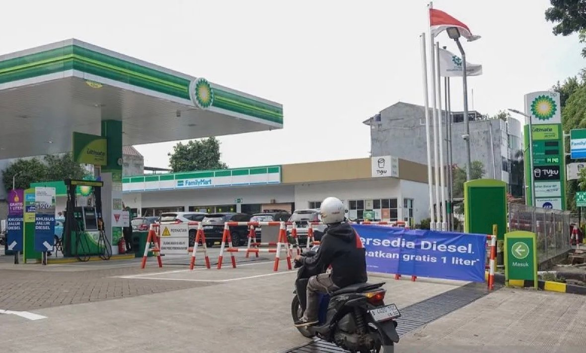 Harga BBM Diesel di SPBU bp Resmi Turun Jadi Rp29.890