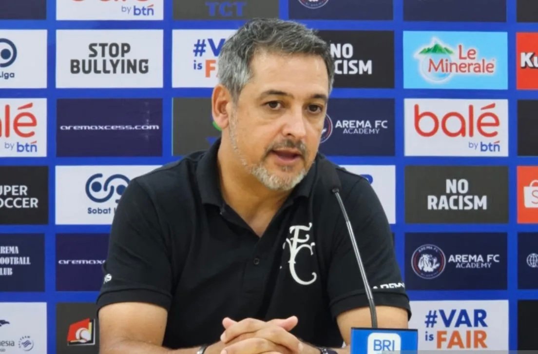Ambisi Arema FC di Akhir Musim: Sapu Bersih Poin Penuh di Dua Pertandingan Terakhir Ambisi Arema FC di Akhir Musim: Sapu Bersih Poin Penuh di Dua Pertandingan Terakhir