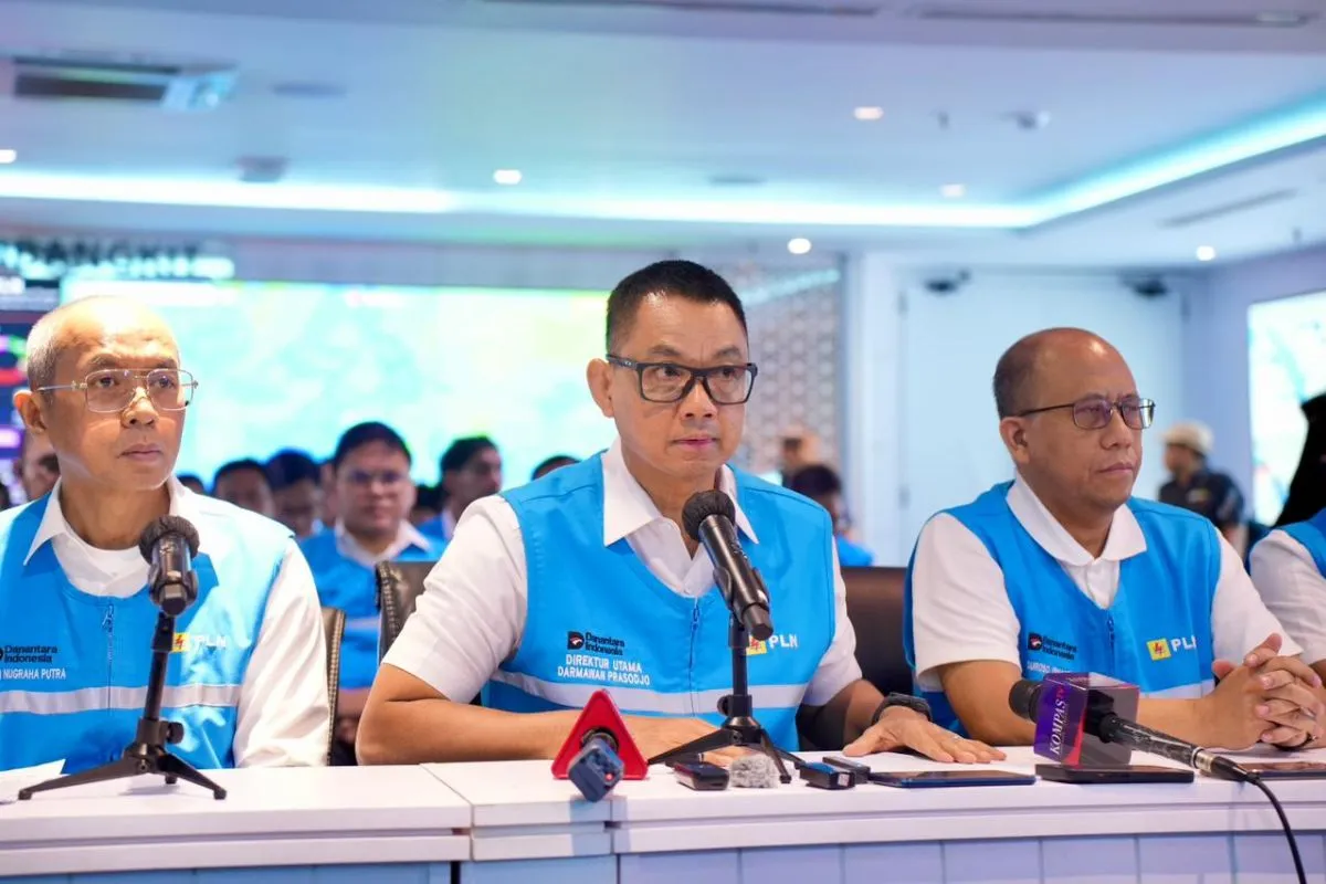 PLN Ungkap Penyebab Blackout Sumatra Akibat Cuaca Buruk