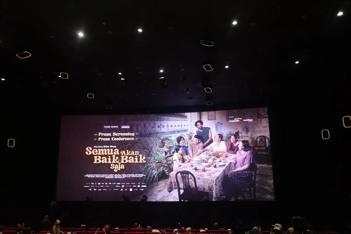 Tembus 1 Juta Penonton dalam 14 Hari, Film “Semua Akan Baik-Baik Saja” Laris Manis Tembus 1 Juta Penonton dalam 14 Hari, Film “Semua Akan Baik-Baik Saja” Laris Manis
