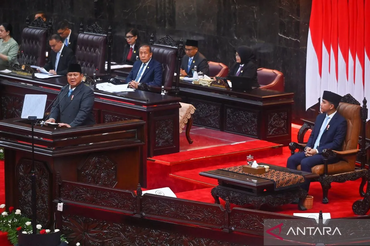 Prabowo target defisit maksimal 2,4 persen dari PDB pada RAPBN 2027 Prabowo target defisit maksimal 2,4 persen dari PDB pada RAPBN 2027