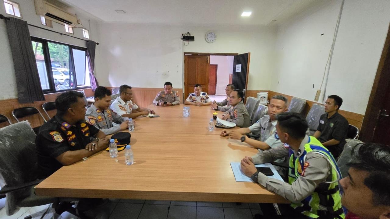 Forum Lalu Lintas dan Angkutan Jalan (FLLAJ) Kabupaten Cianjur Rapat Koordinasi Persiapan Pelaksanaan Ramp Check Angkutan Umum