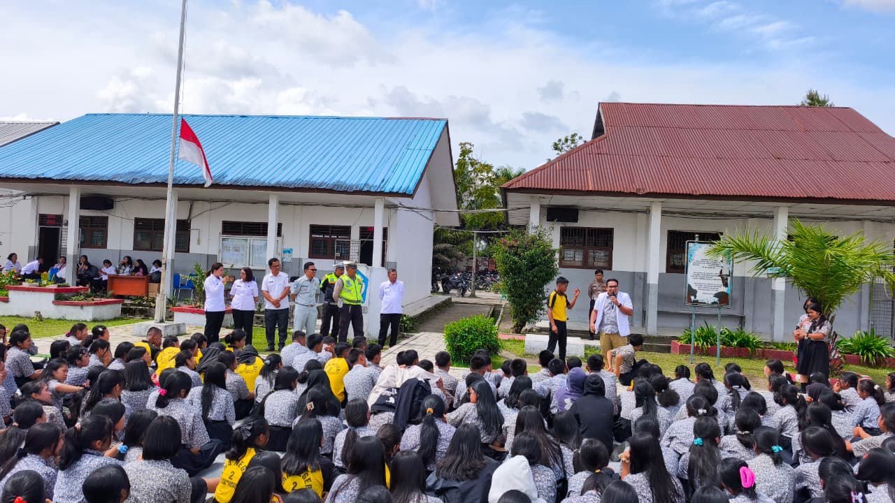 Jasa Raharja Gelar Sosialisasi PPGD dan PPKL di SMA Negeri 1 Siborong-borong Jasa Raharja Gelar Sosialisasi PPGD dan PPKL di SMA Negeri 1 Siborong-borong