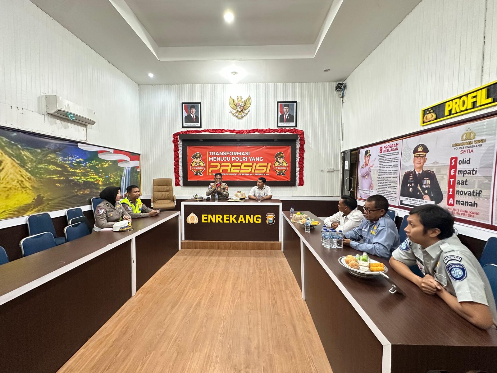 PT Jasa Raharja Cabang Parepare Bersama Satlantas Polres Enrekang, Dinas Perhubungan Enrekang, dan Dinas PUPR Enrekang Perkuat Sinergitas Melalui Rapat Koordinasi Forum Komunikasi Lalu Lintas (FKLL)