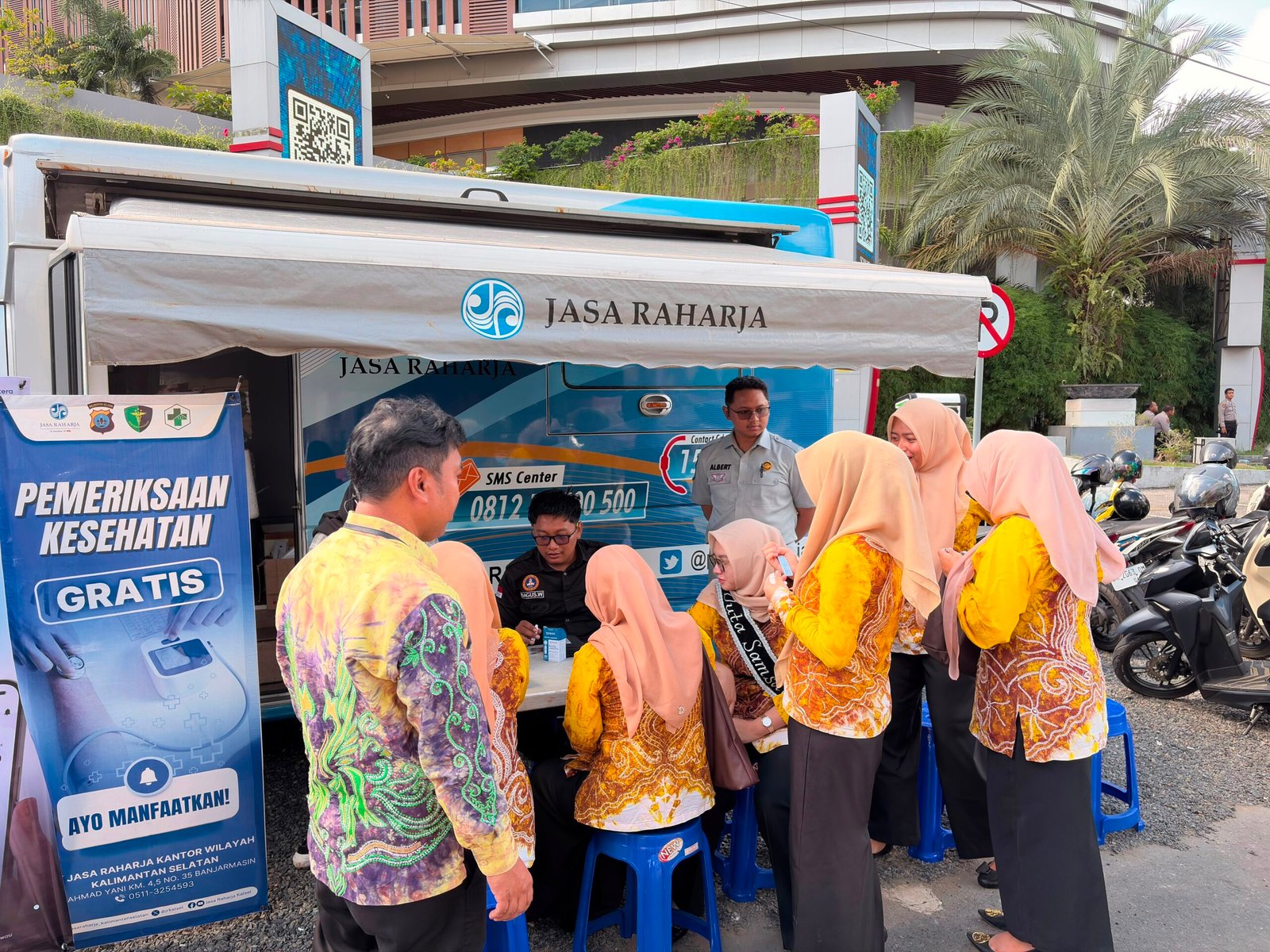 Jasa Raharja Kalsel Hadirkan Layanan Kesehatan Gratis di Police Expo Hari Bhayangkara ke-80