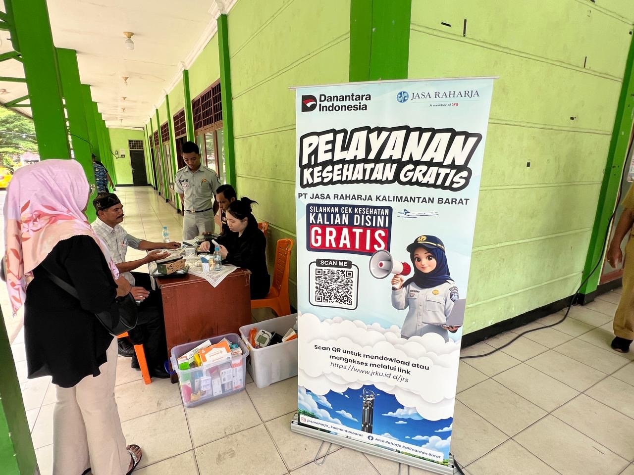 Jasa Raharja Kalimantan Barat Hadirkan Layanan Kesehatan Gratis pada Kegiatan Gokatan dan Sosialisasi Digitalisasi Pajak Daerah di Pontianak Barat