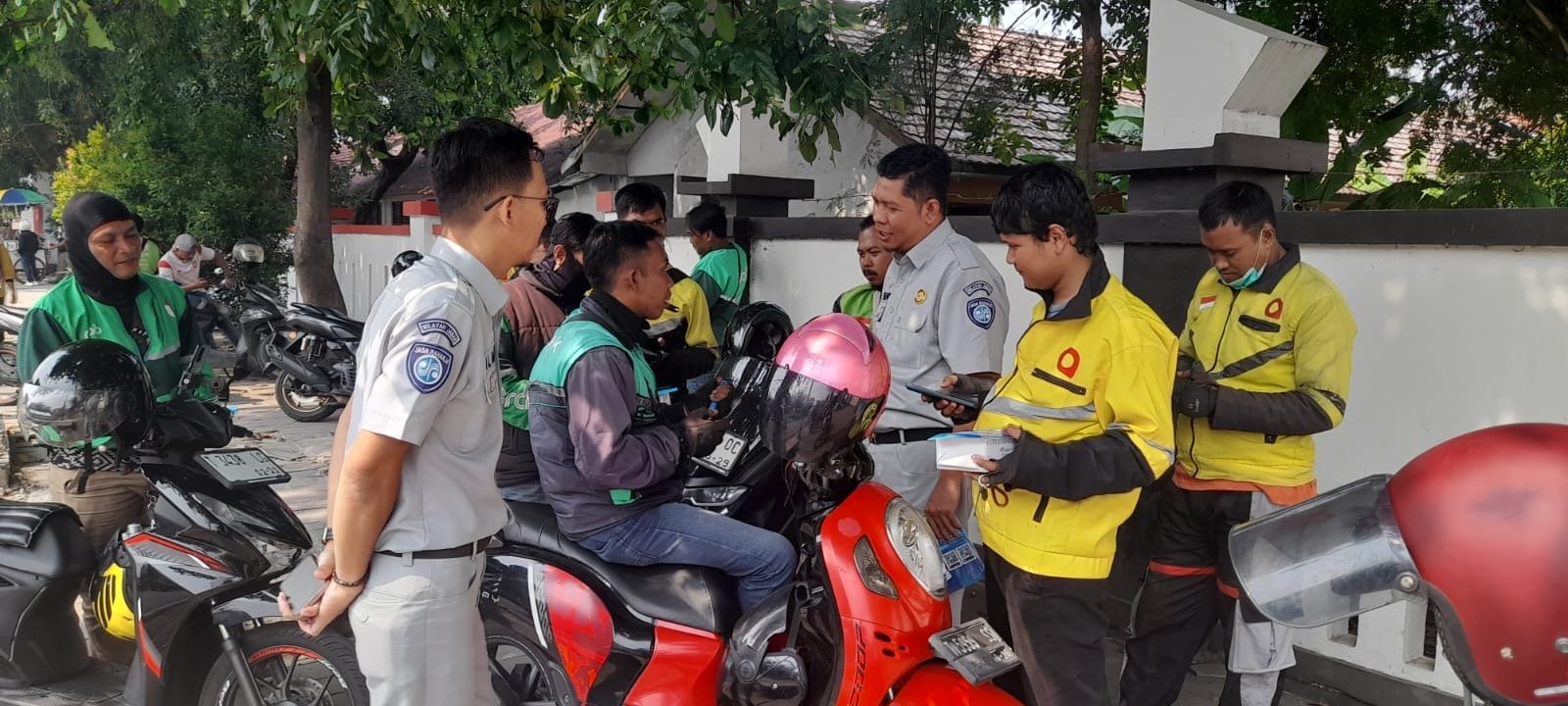 Jasa Raharja Karawang On The Spot Glorifikasikan Fitur Lapor Laka Pada Platform JRku Kepada Ojek Online