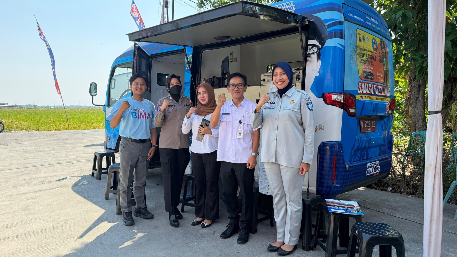 Optimalkan Layanan Pajak, Tim Pembina SAMSAT Demak Hadir di Desa Mangunrejo