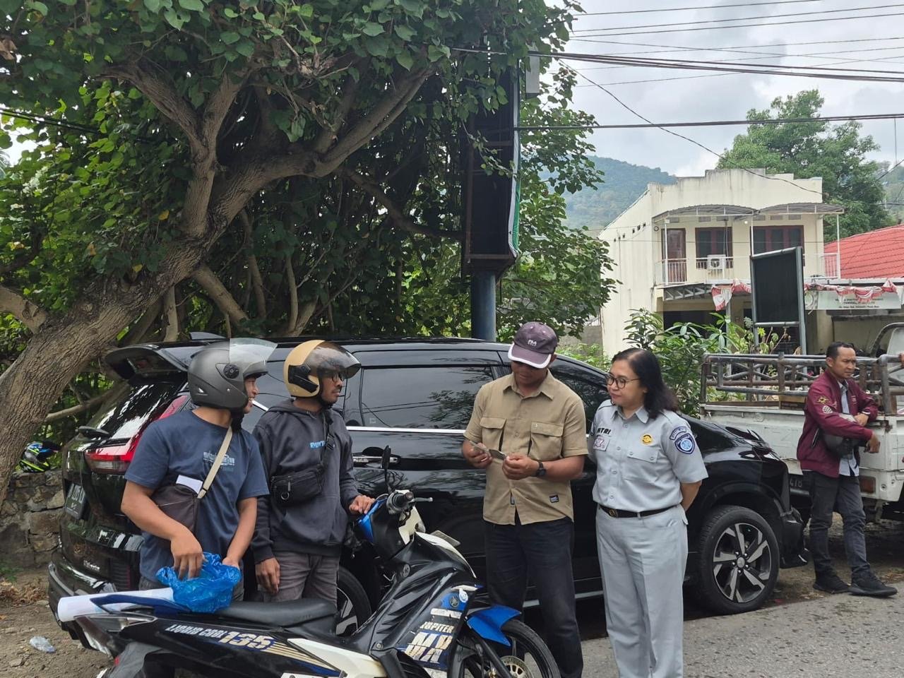 Jasa Raharja Cabang Bima Dukung Penegakan Kepatuhan Pajak Kendaraan melalui Operasi Gabungan