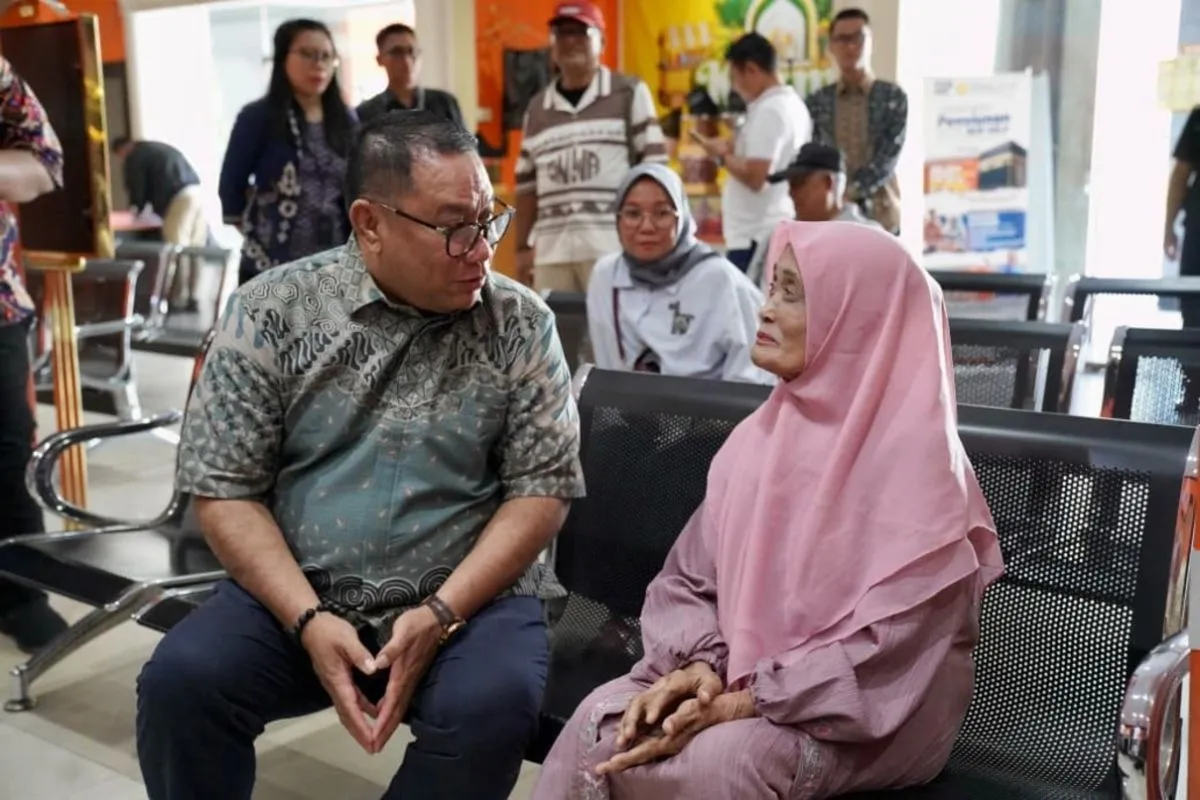 TASPEN Salurkan Gaji Ke-13 Pensiunan 99 Persen di Hari Pertama