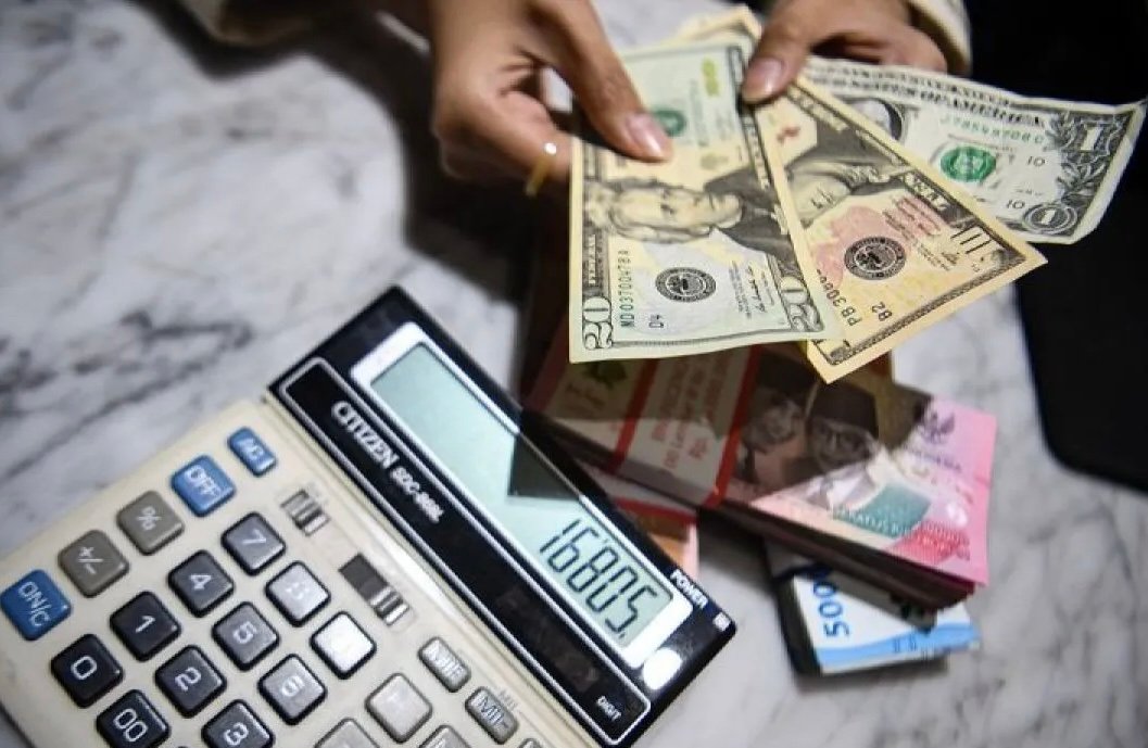 Nilai Tukar Rupiah Melemah ke Rp17.762 per Dolar AS, Pasar Tunggu Hasil FOMC The Fed