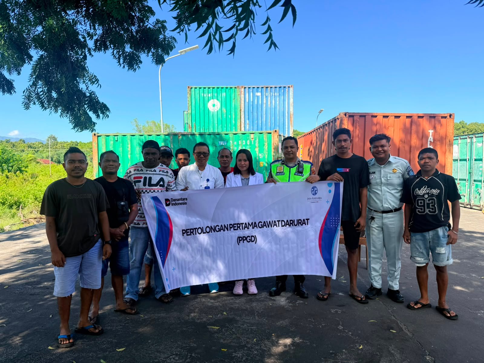 Jasa Raharja Bersama Kepolisian Lembata Gelar Pelatihan PPGD bagi Komunitas Pick Up Lembata