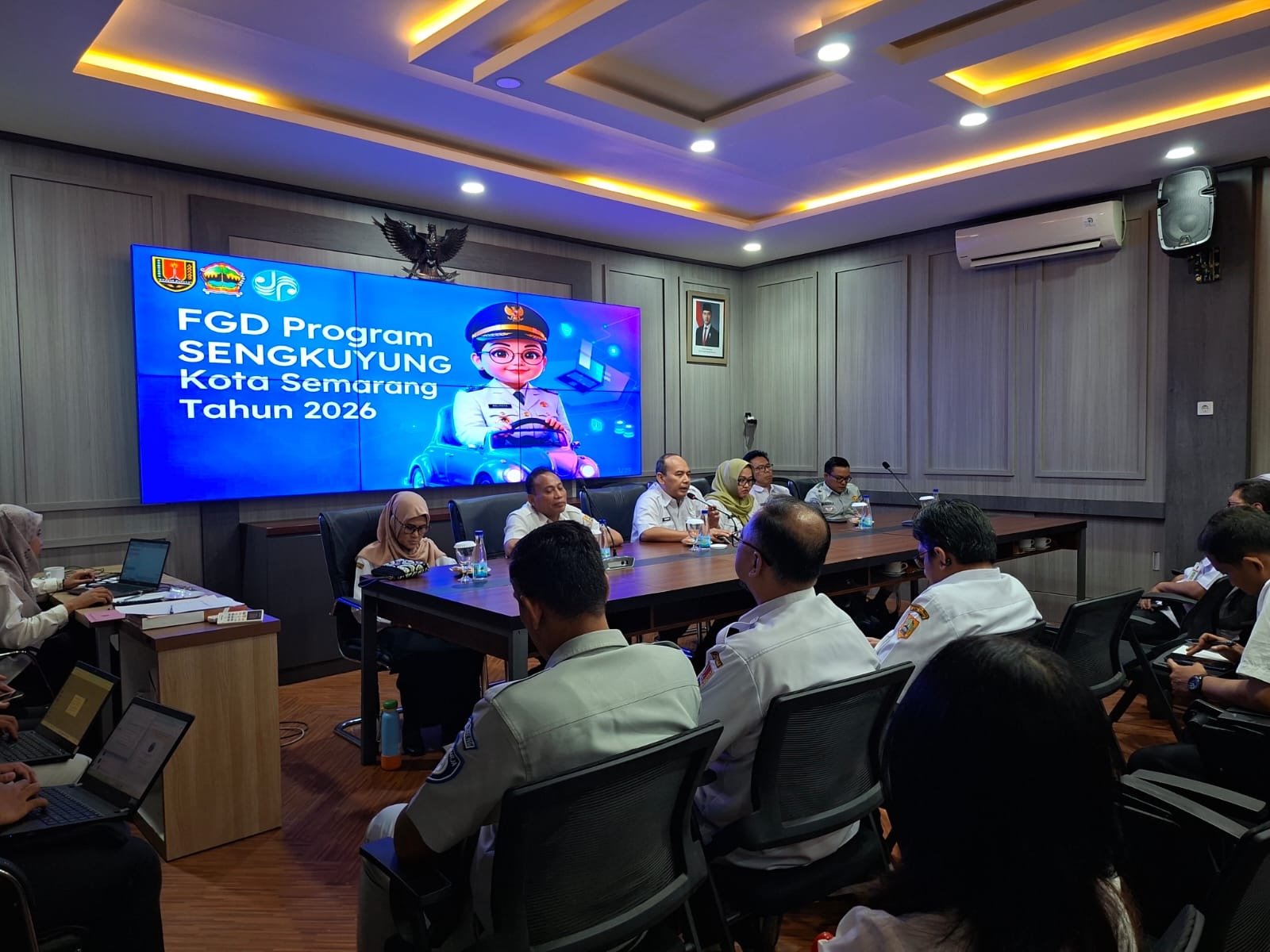 Perkuat Kolaborasi Strategis, Kepala Jasa Raharja Cabang Semarang Berbagi Insight di FGD Bapenda Kota Semarang Perkuat Kolaborasi Strategis, Kepala Jasa Raharja Cabang Semarang Berbagi Insight di FGD Bapenda Kota Semarang