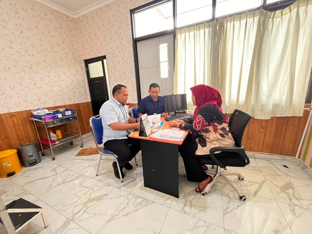 Jasa Raharja Perkuat Koordinasi dengan RS Queen Latifa Melalui Monitoring GL dan Klaim Overbooking Jasa Raharja Perkuat Koordinasi dengan RS Queen Latifa Melalui Monitoring GL dan Klaim Overbooking