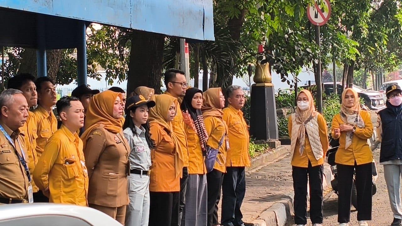 Perkuat Kolaborasi, Jasa Raharja Bandung Bersama Tim Pembina Samsat Padjajaran Lakukan Pemeriksaan PKB dan SWDKLLJ di Jalan Raya