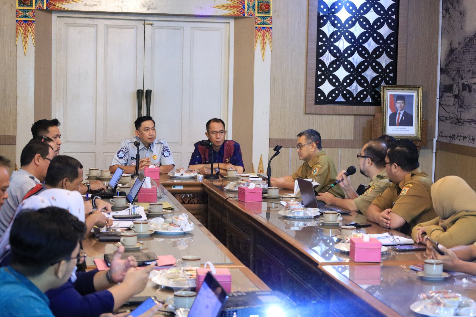Wakil Bupati Purworejo Dukung Sengkuyung Mobile untuk Tingkatkan Kepatuhan PKB dan SWDKLLJ Wakil Bupati Purworejo Dukung Sengkuyung Mobile untuk Tingkatkan Kepatuhan PKB dan SWDKLLJ