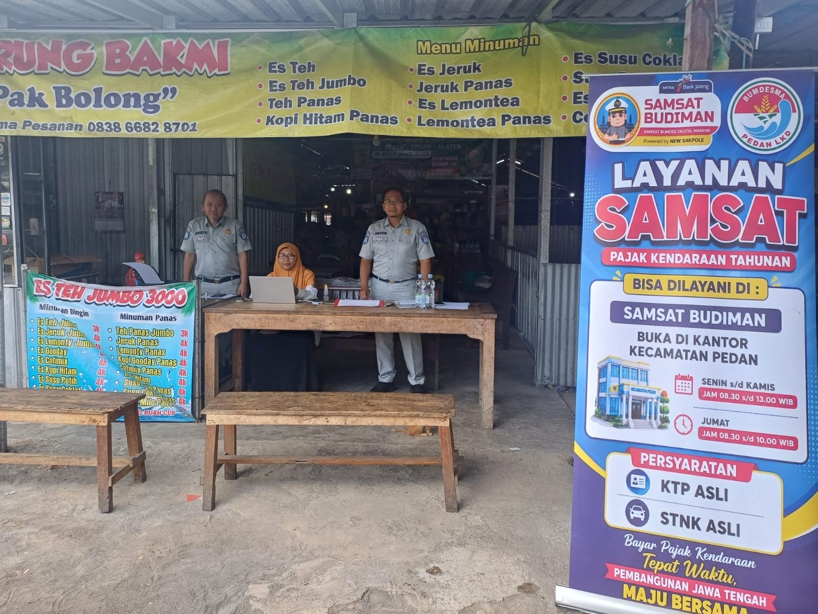 BUMDes Pedan Hadirkan Layanan Samsat Budiman di Pasar Wage Keden, Permudah Masyarakat Bayar Pajak Kendaraan dan SWDKLLJ BUMDes Pedan Hadirkan Layanan Samsat Budiman di Pasar Wage Keden, Permudah Masyarakat Bayar Pajak Kendaraan dan SWDKLLJ