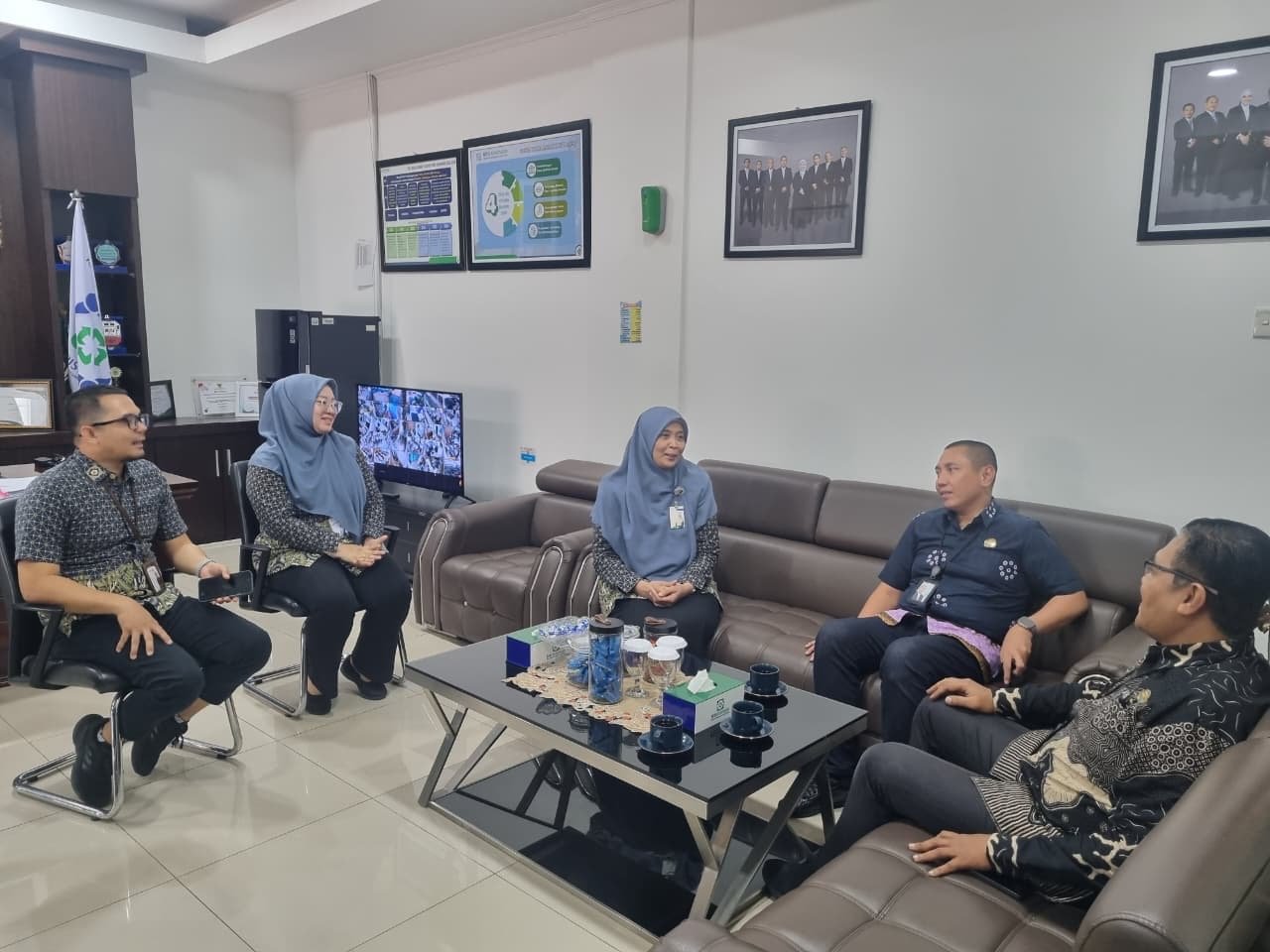 Jasa Raharja Sumbar Perkuat Sinergi Pelayanan Korban Kecelakaan Lalu Lintas Melalui Kunjungan ke BPJS Kesehatan Padang Jasa Raharja Sumbar Perkuat Sinergi Pelayanan Korban Kecelakaan Lalu Lintas Melalui Kunjungan ke BPJS Kesehatan Padang