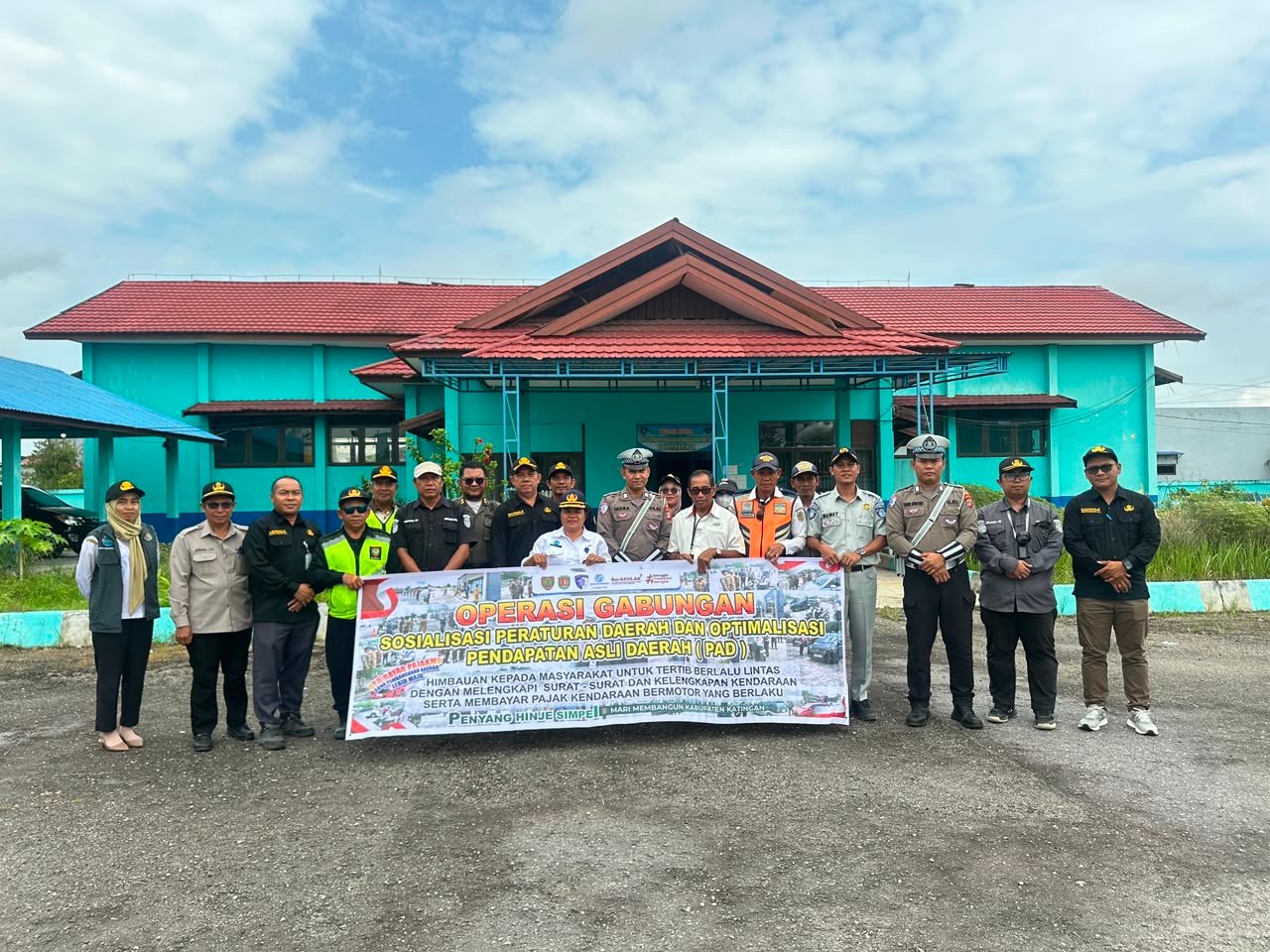 Jasa Raharja Kalteng Bersama Tim Pembina Samsat Katingan Gelar Operasi Gabungan Tingkatkan Kepatuhan Wajib Pajak Kendaraan Bermotor Jasa Raharja Kalteng Bersama Tim Pembina Samsat Katingan Gelar Operasi Gabungan Tingkatkan Kepatuhan Wajib Pajak Kendaraan Bermotor